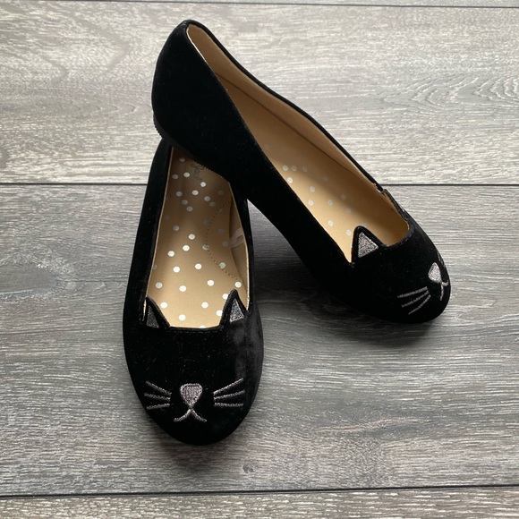 Cat & Jack Velvet Slippers - Picture 1 of 3